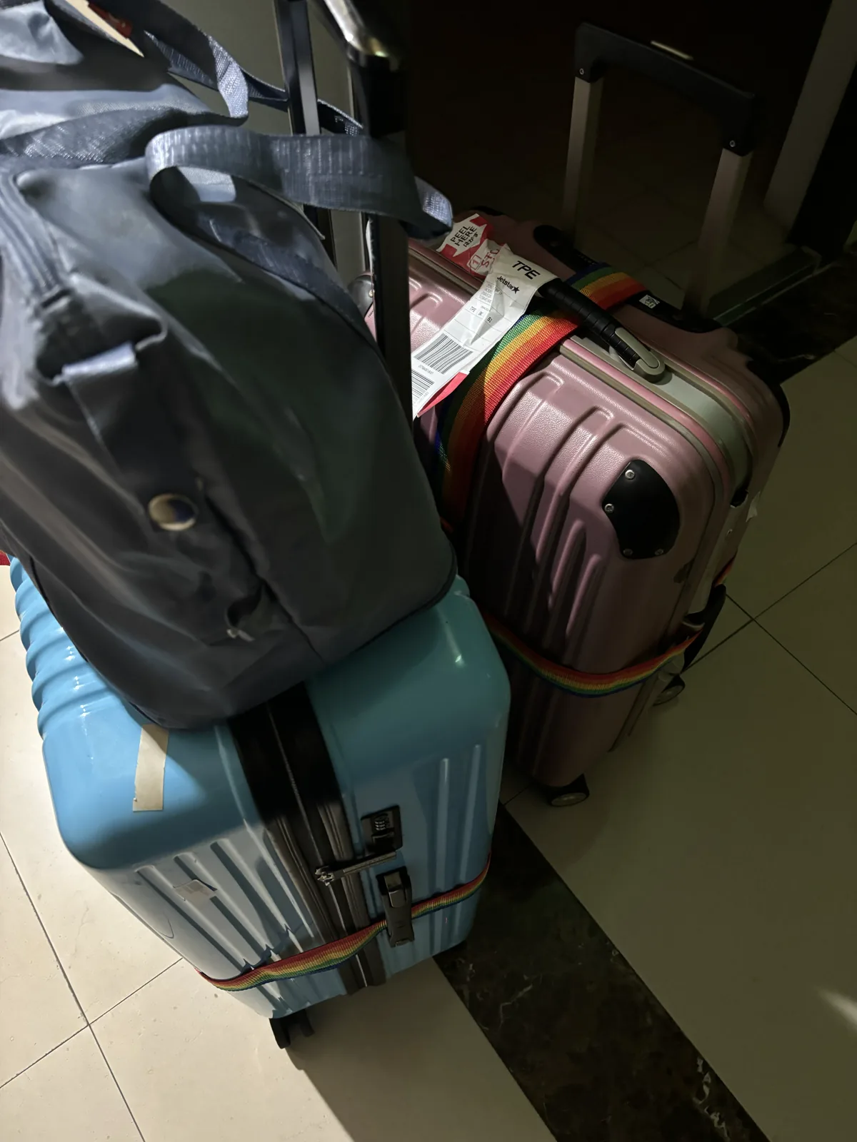 這次帶的行李跟工具,比以前任何一次出國都多